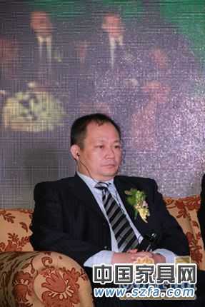 盛家家居董事長、中國家具銷售商聯(lián)合會會長曾震宇