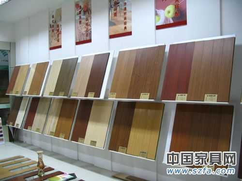 美國(guó)對(duì)中國(guó)木地板反補(bǔ)貼初裁出臺(tái) 裁定稅率27.01% 美國(guó)對(duì)中國(guó)木地板反補(bǔ)貼初裁出臺(tái) 裁定稅率27.01%