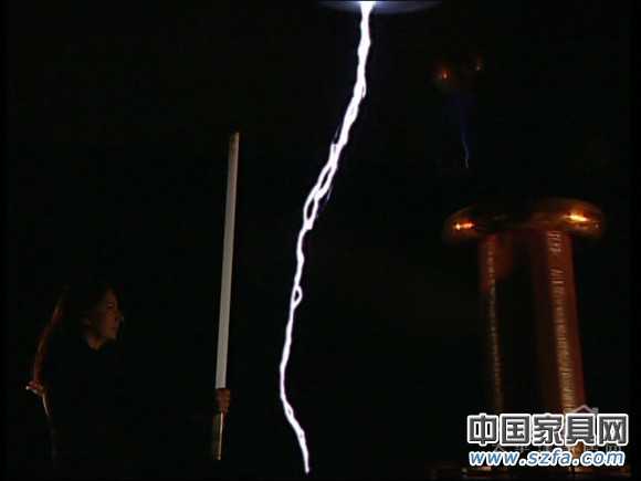 2011年米蘭國(guó)際燈飾展系列活動(dòng)之:《重造米蘭神圣的小樹(shù)林》 2011年米蘭國(guó)際燈飾展系列活動(dòng)之:《重造米蘭神圣的小樹(shù)林》