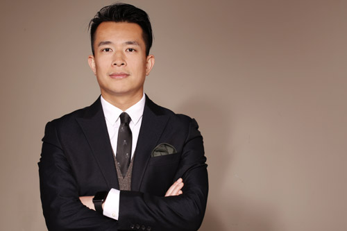 王強照片 王強照片