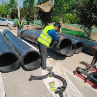 淄博志成管道專業(yè)提供PE及PE復(fù)合管道持證焊接服務(wù)。